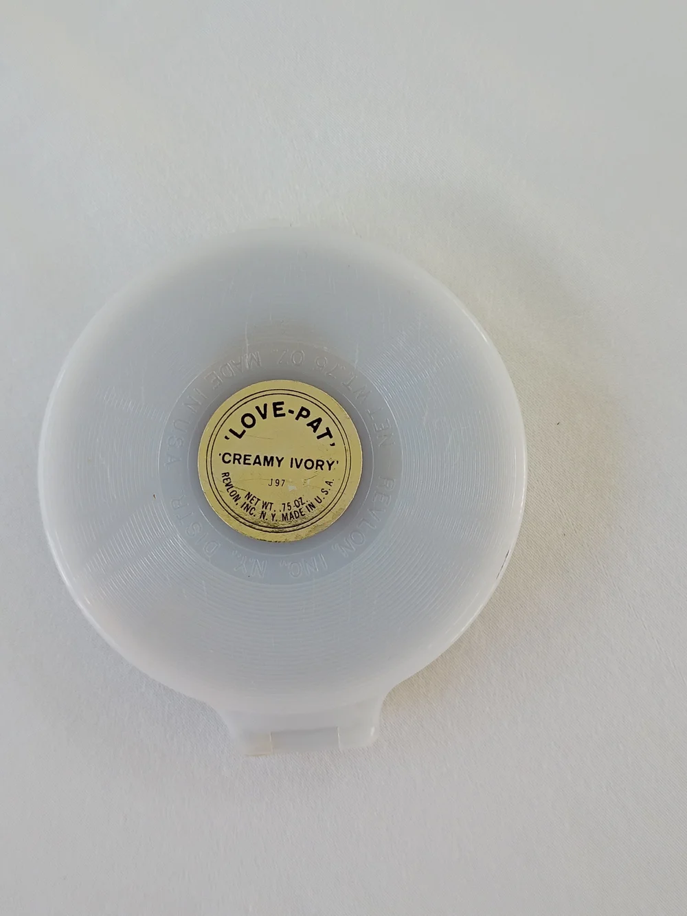 Vintage Revlon Compact Ivory 'LOVE PAT' J97 Gold Monogram Accent Unused USA